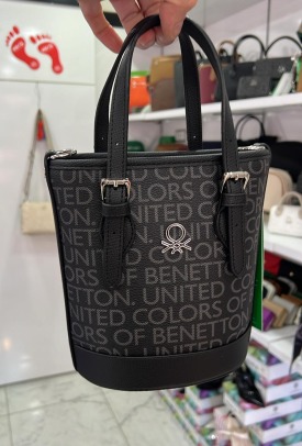 Benetton BNT 1761 El Omuz Çantası
